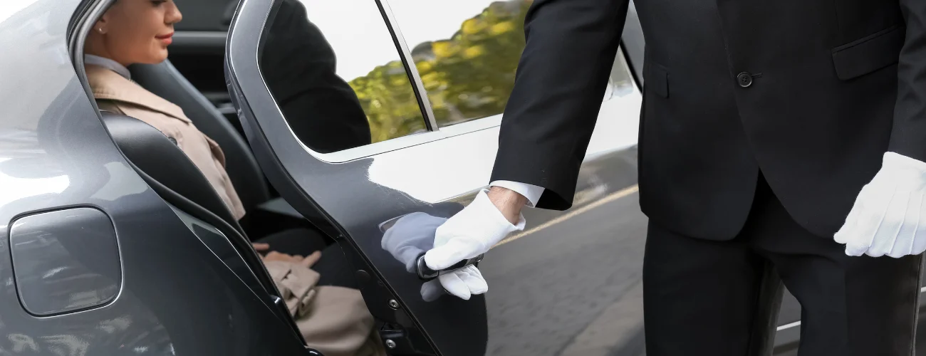 Norwich To Birmingham Airport Taxi Service - Featured Image